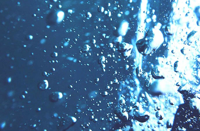 Water - Eau filtrée - Aqua